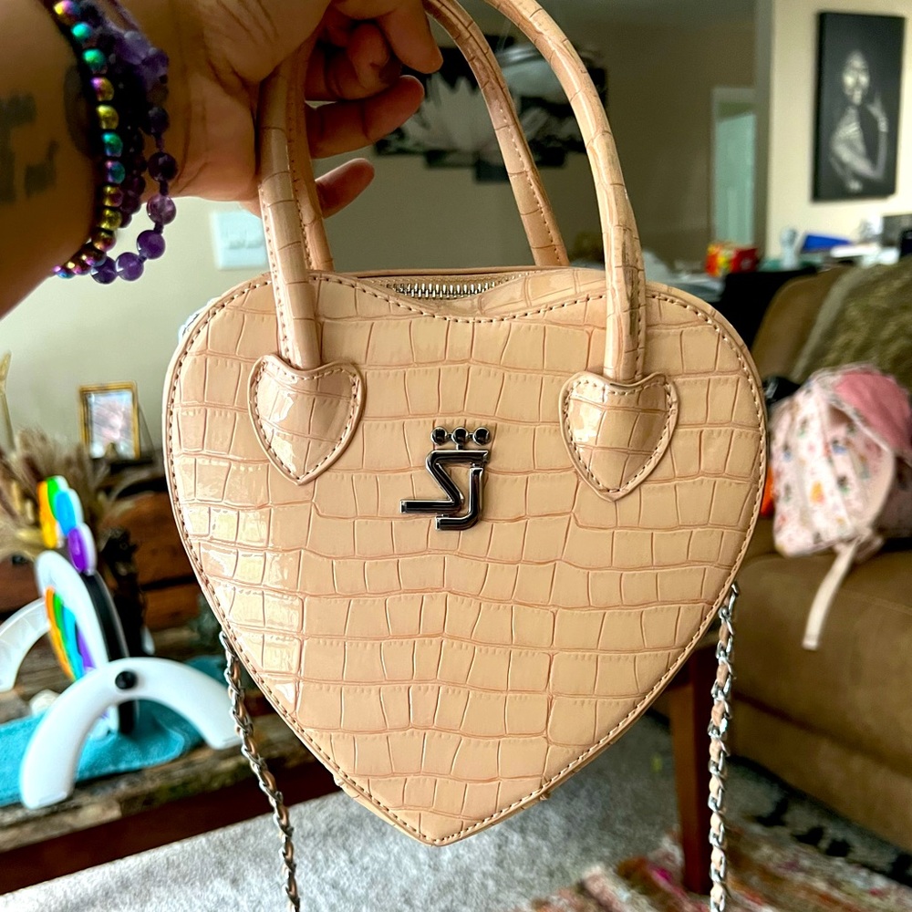 Nude SJ heart shoulder/hand Bag